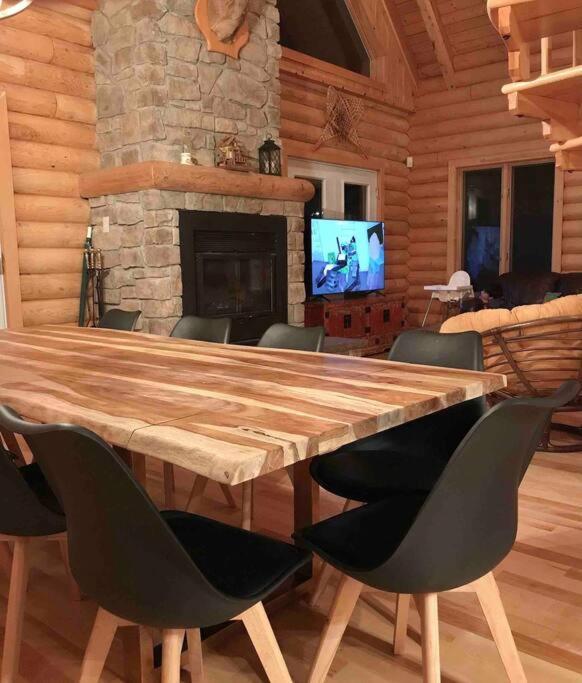 Le Courchevel Luxe Chalet - Private Pool - Jacuzzi - Ski Saint Adolphe D'Howard Eksteriør bilde
